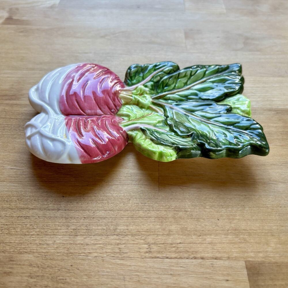 KMC Hand Painted Kitschy Ceramic Spoon Rest Radish Red Green Vintage Cottagecore - Picture 4 of 7